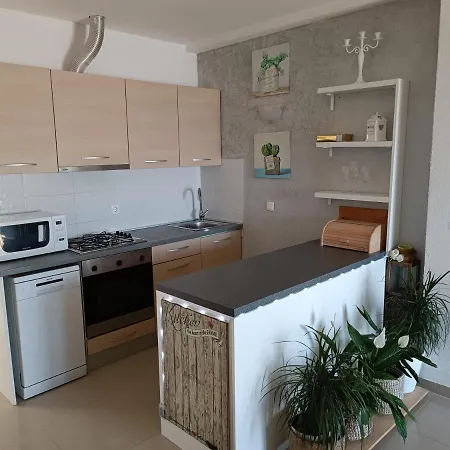 Διαμέρισμα Brela, Cozy House With A Beautiful Sea View *
